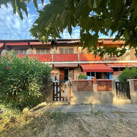 Apartment Verginaccia - 4 Couchages Pour Des En Bord De *
